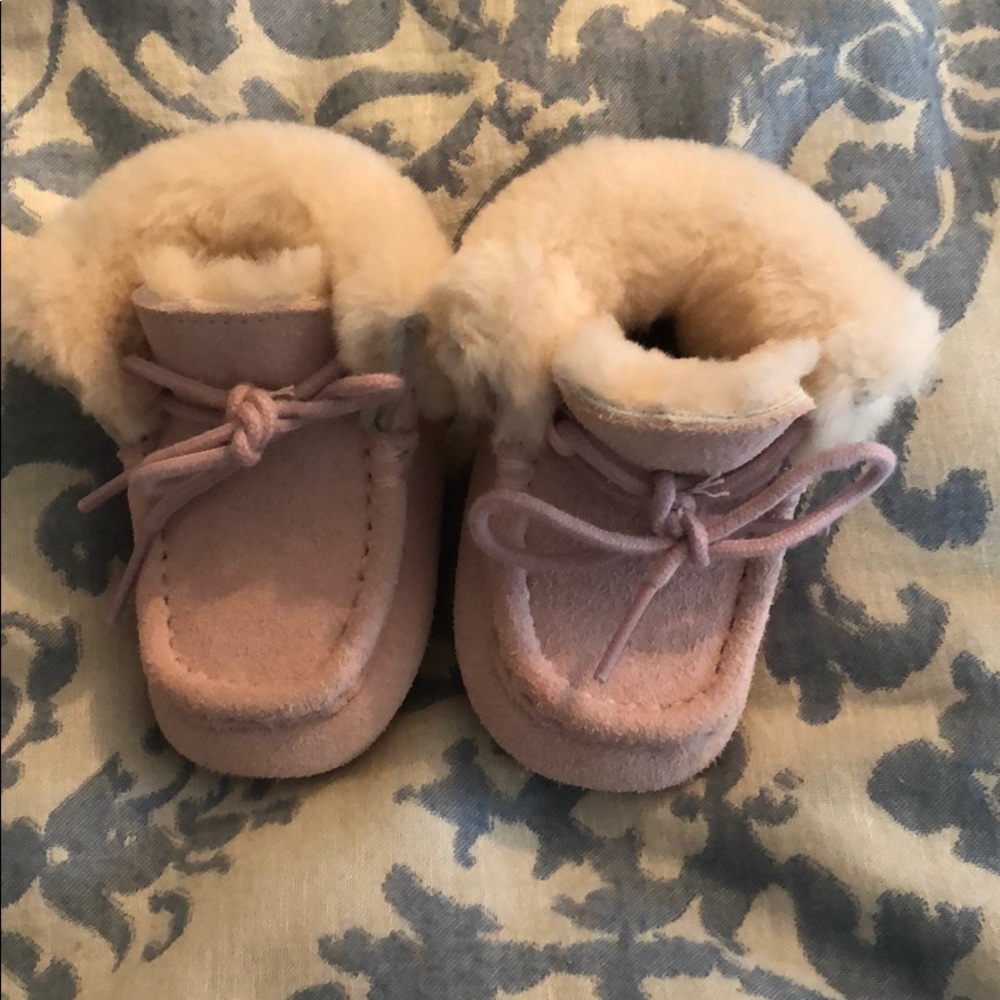 Baby girl Ugg’s